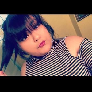 Meet your Posher, Madeline